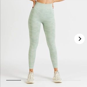 NWT aybl scrunch leggings